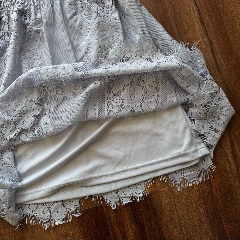 Vintage Lace Mini Dress Smocked Flutter Sleeve Romantic Coquette Cottagecore Y2K - Picture 7 of 9